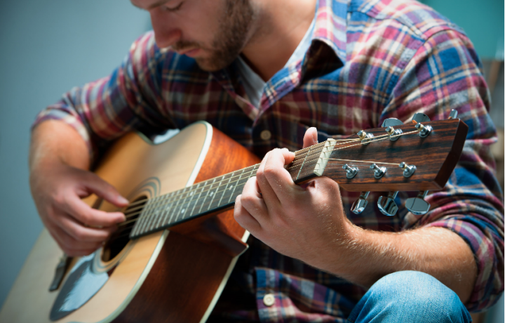 Seven tips to learn guitar easily and quickly